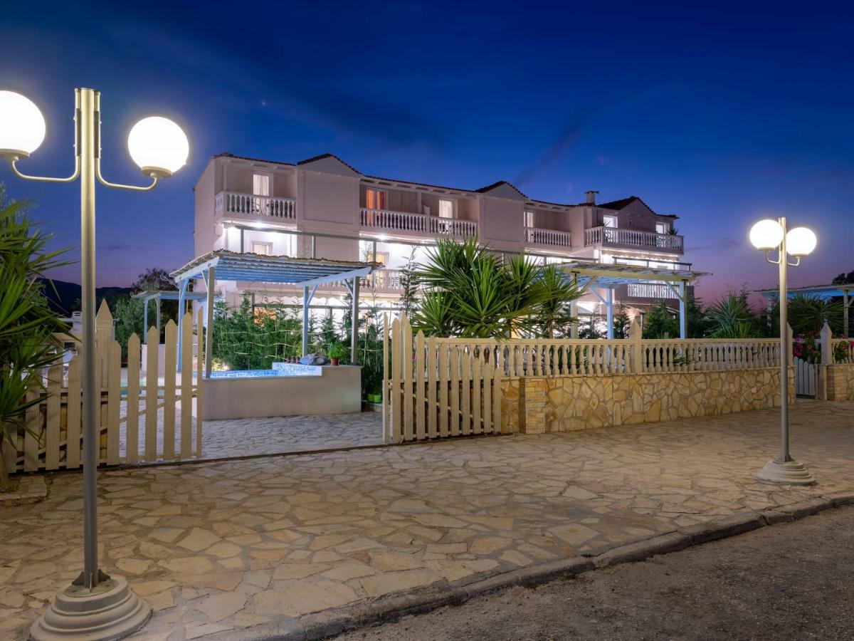 Three Graces Holiday Houses Complex Laganas Exterior photo