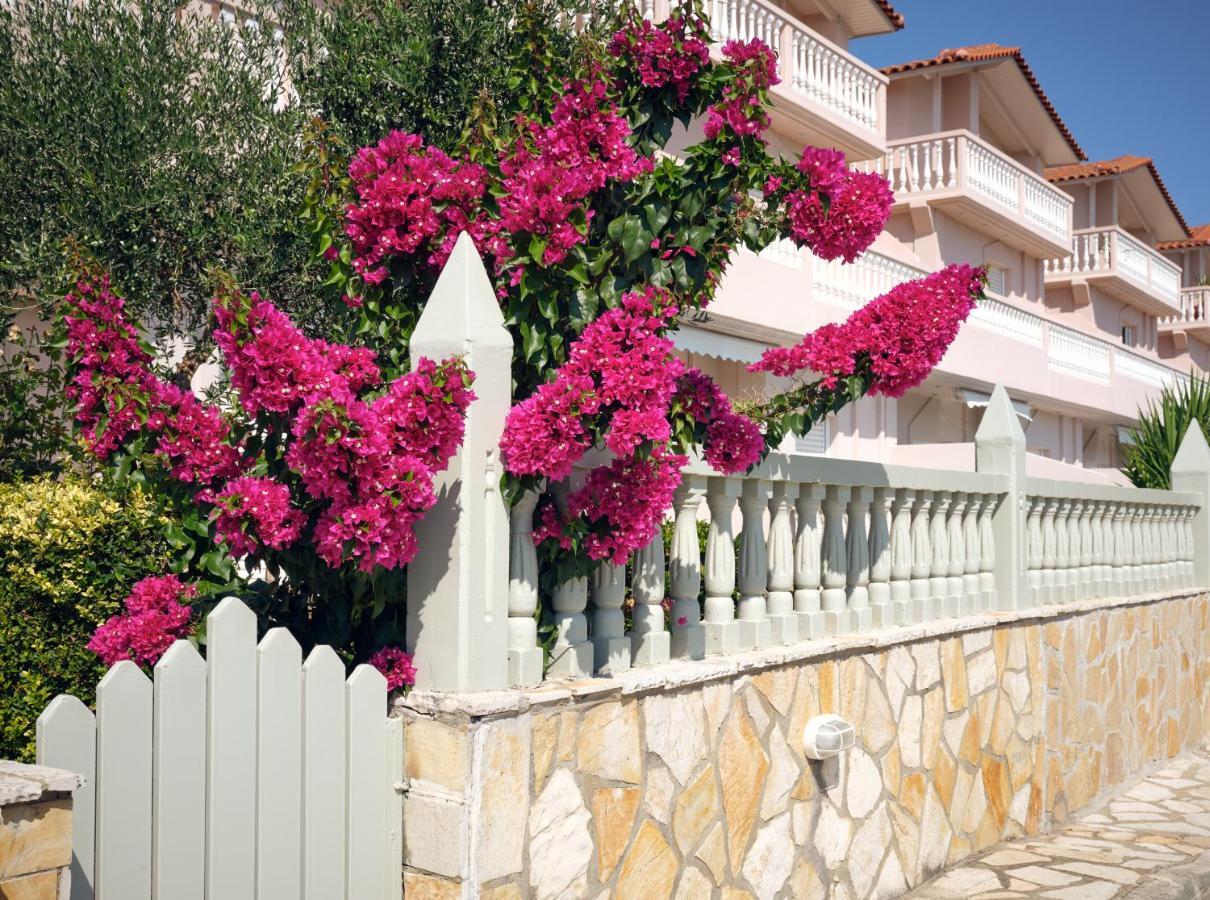 Three Graces Holiday Houses Complex Laganas Exterior photo
